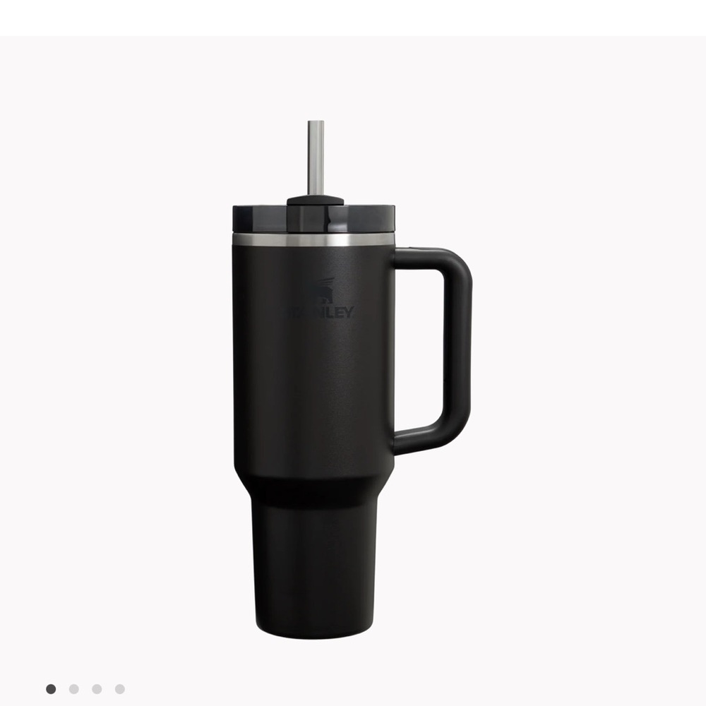 Black 40oz Stanley